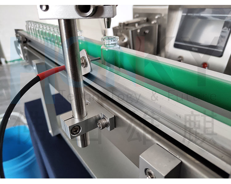 Máy nạp chai 5ml máy nạp nhỏ với máy vận chuyển nạp chai và Samll Bach để lấp dầu mỹ phẩm