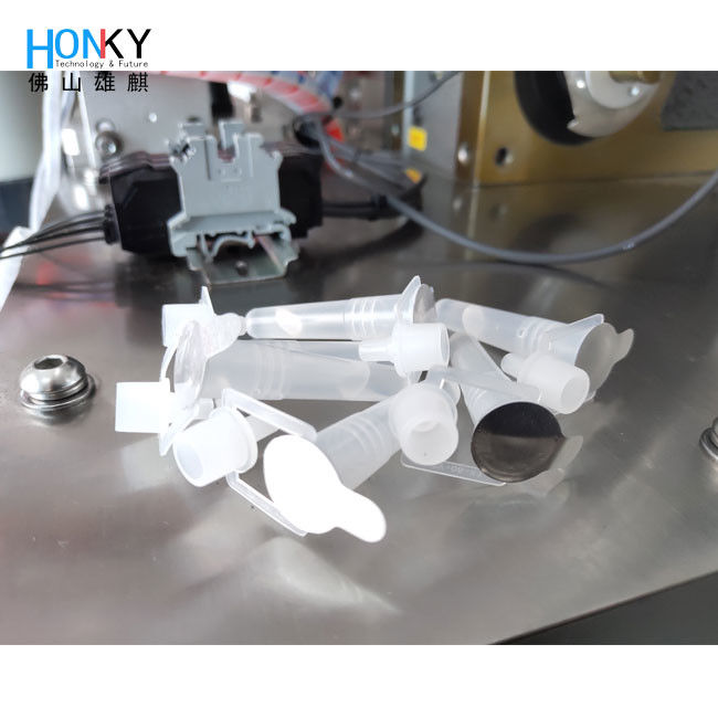 Máy chiết rót chất lỏng 3600BPH Thuốc thử chiết xuất axit nucleic Niêm phong ống bằng bơm gốm