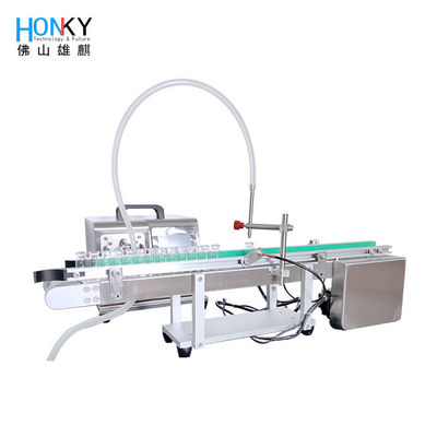 Dòng máy tính để bàn loại Máy đổ vial Dòng đổ nhỏ với máy vận chuyển nạp chai và Samll Bach Cho chăm sóc da Lưu dầu